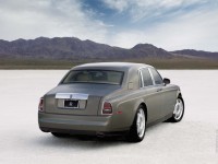 Rolls-Royce Phantom 2003 photo